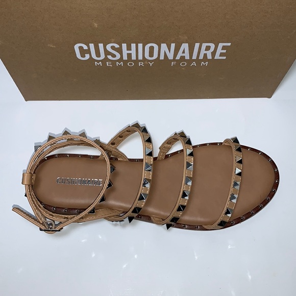 cushionaire 3 strap sandals